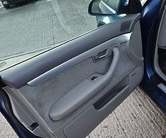 AUDI A4 2.0 TDI 2007 - Image 8/10