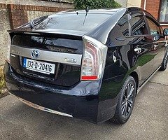 Toyota prius PHV - Image 3/10