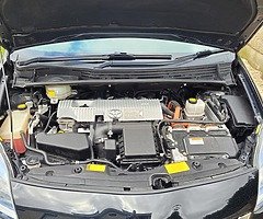 Toyota prius PHV - Image 5/10
