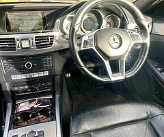 2015 Mercedes-Benz E-Class - Image 7/10