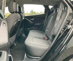 2013 HYUNDAI IX35 1.7 DIESEL NEW NCT 6 SPEED MANUAL - Image 7/10