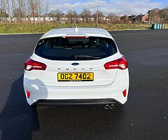 2019 Ford Focus - Image 7/10