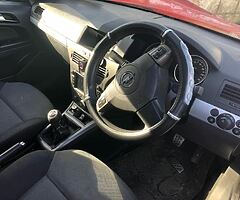 2006 Astra 1.4 petrol breaking - Image 3/5