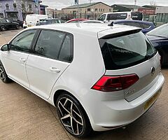 2016 Volkswagen Golf - Image 3/8