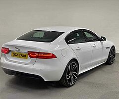 2016 Jaguar XE - Image 3/5
