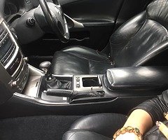 Lexus is220D