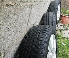 Toyota avensis alloys new tyres - Image 2/2