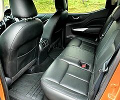 2016 Nissan Navara - Image 9/10