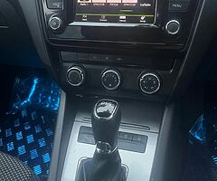 Skoda Octavia Auto - Image 9/10