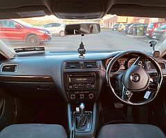 151 Vw Jetta 2.0 Tdi - Automatic High Spec - Image 5/10
