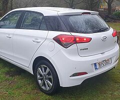 2016 HYUNDAI I20 DELUXE