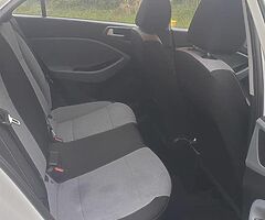 2016 HYUNDAI I20 DELUXE - Image 9/10