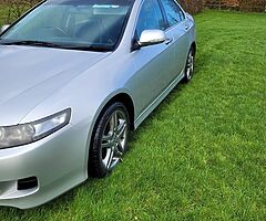 08 Honda Accord Sports Edition . - Image 8/8
