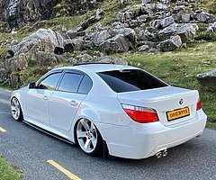 Bmw e60 sunroof model