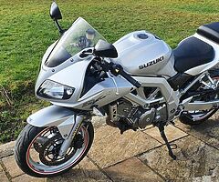SUZUKI SV 650 MINT CONDITION 2004 - Image 6/10