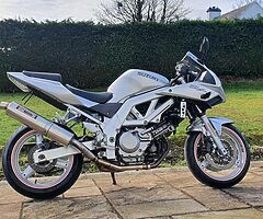 SUZUKI SV 650 MINT CONDITION 2004 - Image 10/10