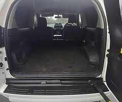 2015 Toyota Landcruiser - Image 7/10