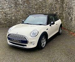 STUNNING MINI COOPER 1.5 PETROL AUTOMATIC (2016) 38,070KM