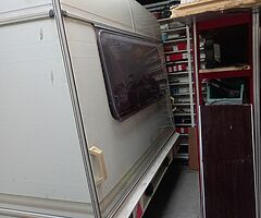 Caravan - Image 6/9