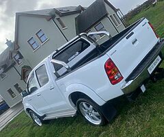 Toyota Hilux SR5