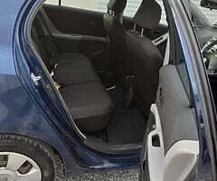 Toyota Yaris 06 - Image 7/8