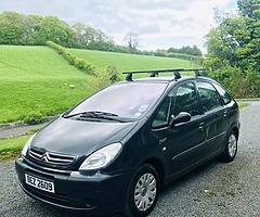 2005 Citroen Picasso 2 Litre Diesel - Nearly full MOT, One former keeper and below average miles!