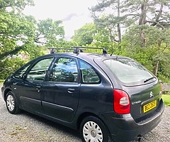 2005 Citroen Picasso 2 Litre Diesel - Nearly full MOT, One former keeper and below average miles!