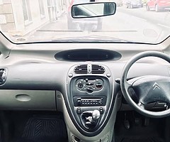 2005 Citroen Picasso 2 Litre Diesel - Nearly full MOT, One former keeper and below average miles! - Image 4/5