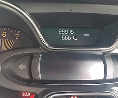 Renault captur 0.9tce perfect bargain! - Image 7/8