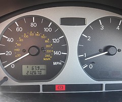 Mitsubishi Carisma - Image 9/9