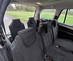 Seven Seater  Family Car - Image 7/7