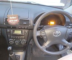 08 Toyota Avensis tax & nct