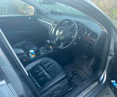 Skoda Superb - Image 4/7