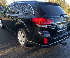 2010 SUBARU OUTBACK 2.0D OUTBACK NAV + BOX D 4WD - Image 6/10