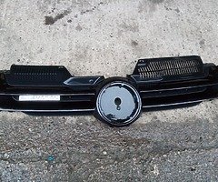 Volkswagen golf V MK 5 grill