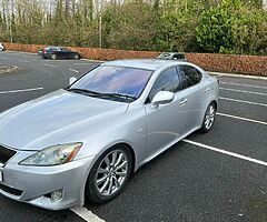 Lexus IS250 - Image 4/9
