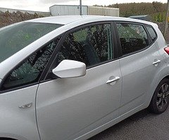 Hyundai i20 Deluxe 5Dr. - Image 3/10