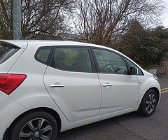 Hyundai i20 Deluxe 5Dr. - Image 4/10
