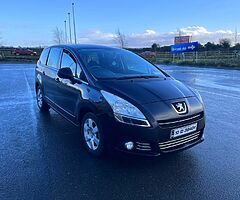 Seven seater 133,000 miles 1550€￼