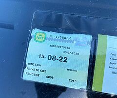 Seven seater 133,000 miles 1550€￼