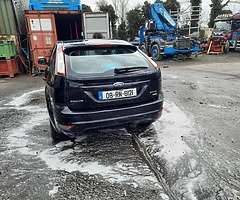 08 focus - Image 6/6