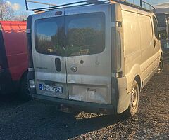 Two Nissan primestars - Image 3/6