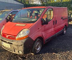 Two Nissan primestars - Image 6/6