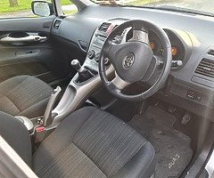 Toyota Auris 1.4 Hatchback Nct 03/2023 - Image 5/10