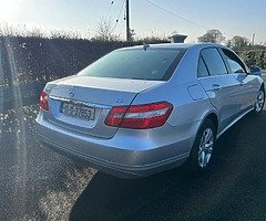 2010 e200 merc car for sale