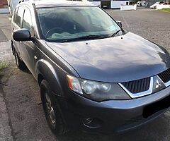 2008 2008 MITSHUBISHI  OUTLANDER 2.0 DIESEL FOR BREAKING !