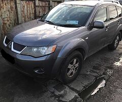 2008 2008 MITSHUBISHI  OUTLANDER 2.0 DIESEL FOR BREAKING !