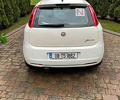 Fiat punto Grande 1.4 litre petrol - Image 4/9