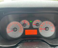 Fiat punto Grande 1.4 litre petrol - Image 6/9
