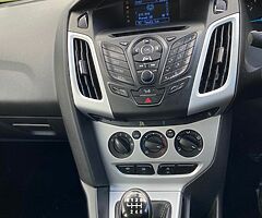 Ford Focus Zetec 1.6 TDCI - Image 4/4
